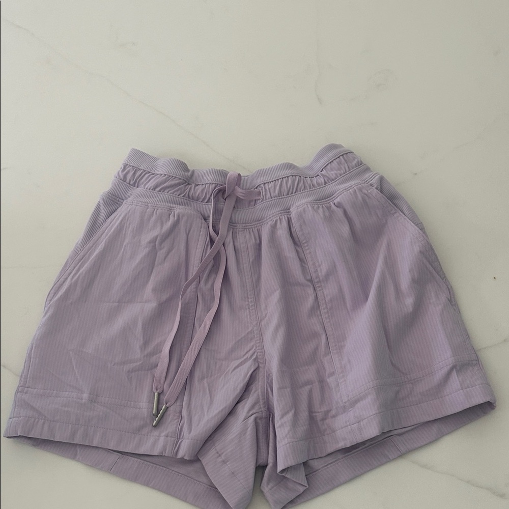 Lululemon Athletica Light Purple Women's Athletic Shorts
